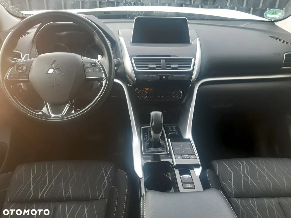 Mitsubishi Eclipse Cross 1.5 T-MIVEC (ClearTec) CVT 2WD Plus - 10