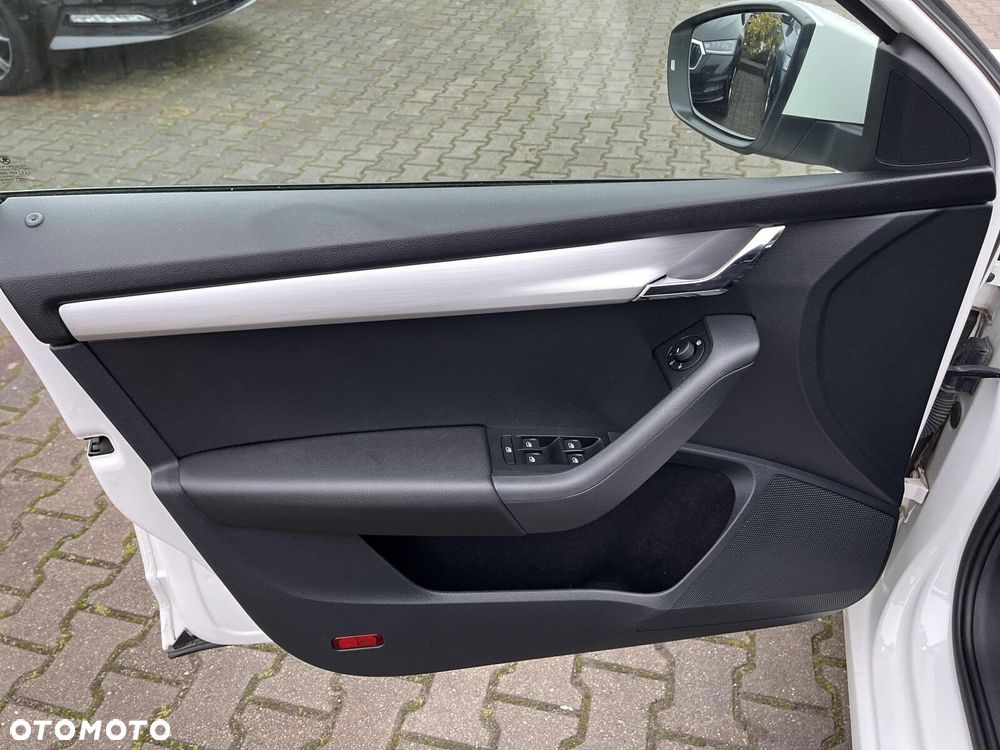 Skoda Octavia 1.6 TDI SCR Ambition - 15