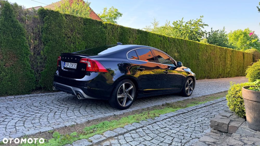 Volvo S60 D4 Drive-E R-Design Summum - 6