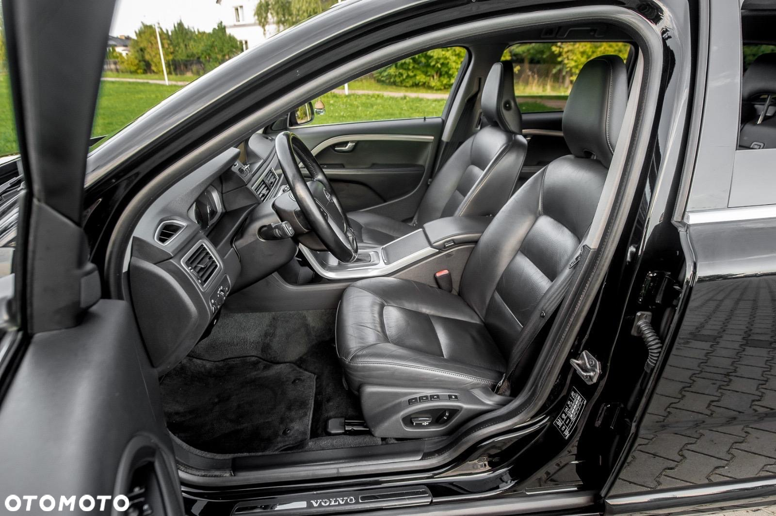 Volvo V70 T6 AWD Geartronic Momentum - 20