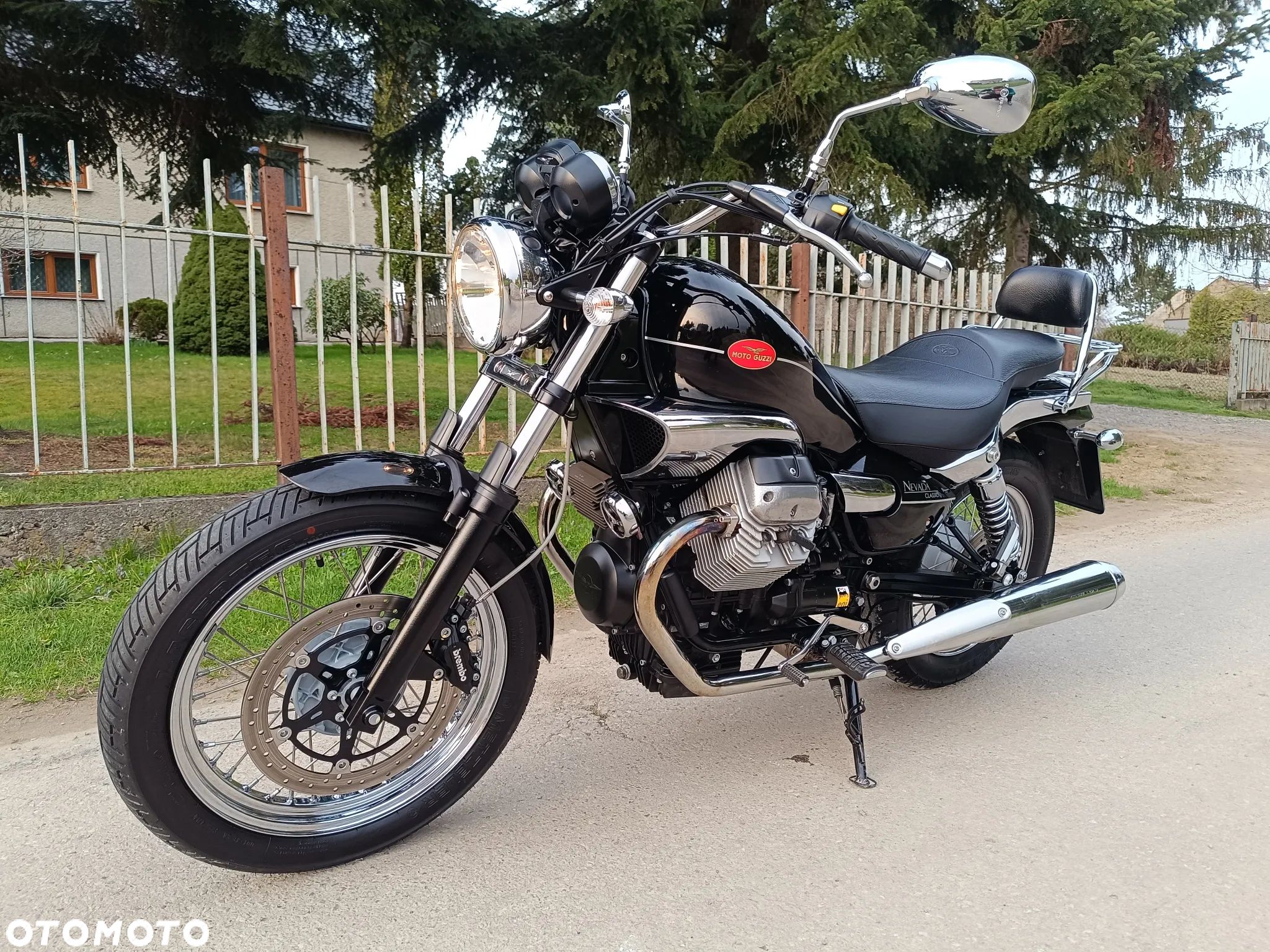 Moto Guzzi Nevada - 1