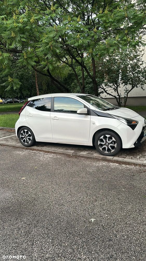 Toyota Aygo x-play - 12