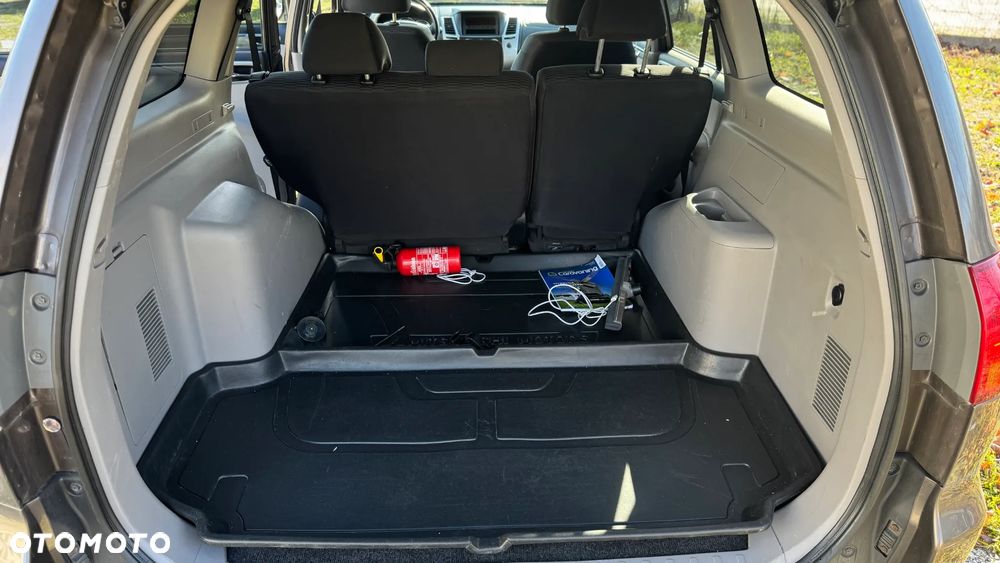 Mitsubishi Pajero Sport 2.5 DID Intense + - 17