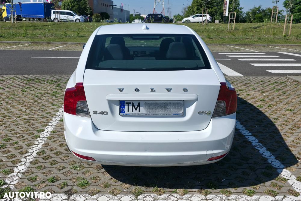 Volvo S40 D2 DRIVe Kinetic - 6