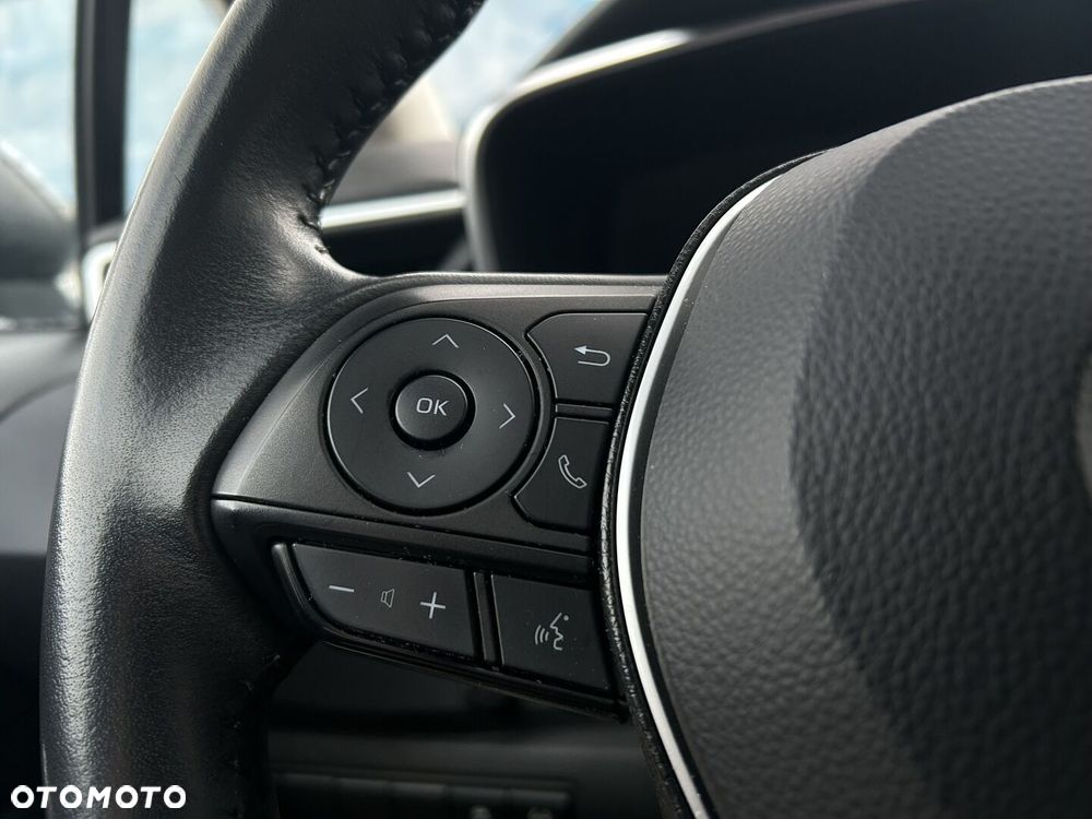 Toyota Corolla 1.8 Hybrid Comfort - 23