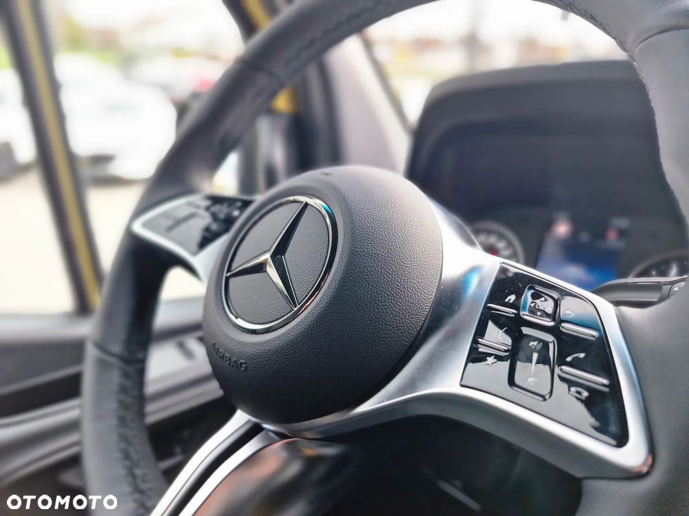 Mercedes-Benz Sprinter - 19