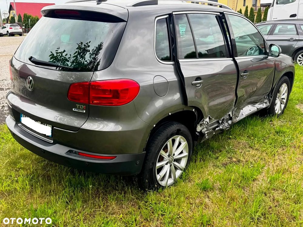 Volkswagen Tiguan 2.0 TDI SCR BlueMotion Technology Lounge Sport & Style - 11