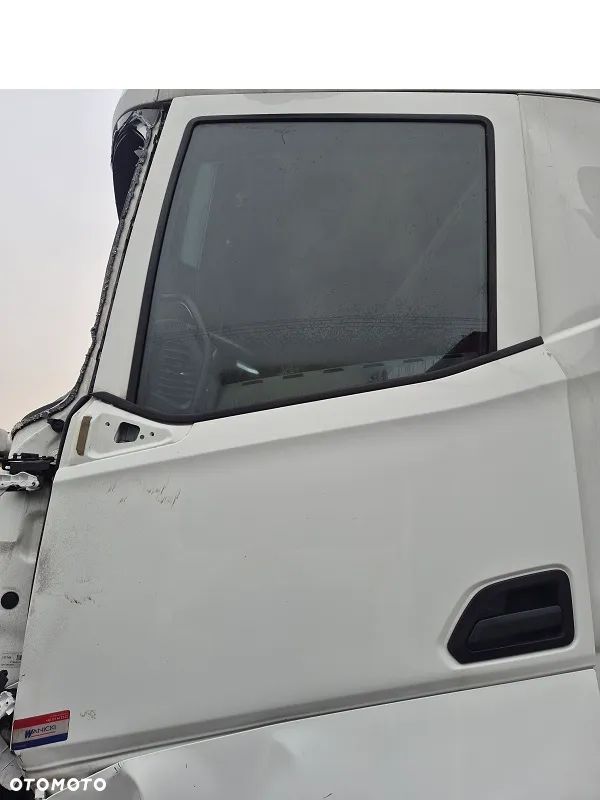 DRZWI LEWE KOMPLETNE DAF XG XG+ WERSJA POD KAMERĘ - 1