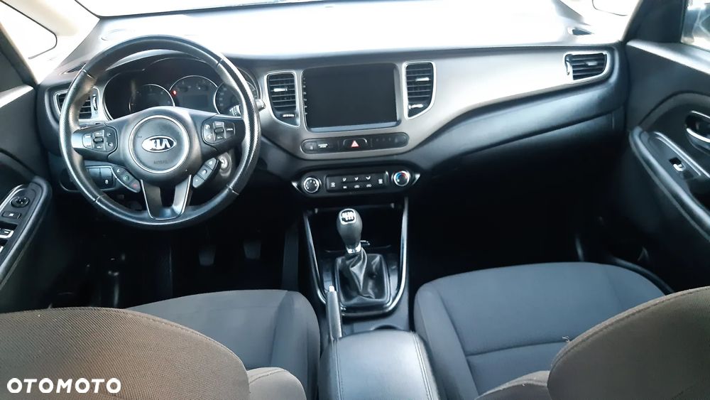 Kia Carens 1.7 CRDi L - 8