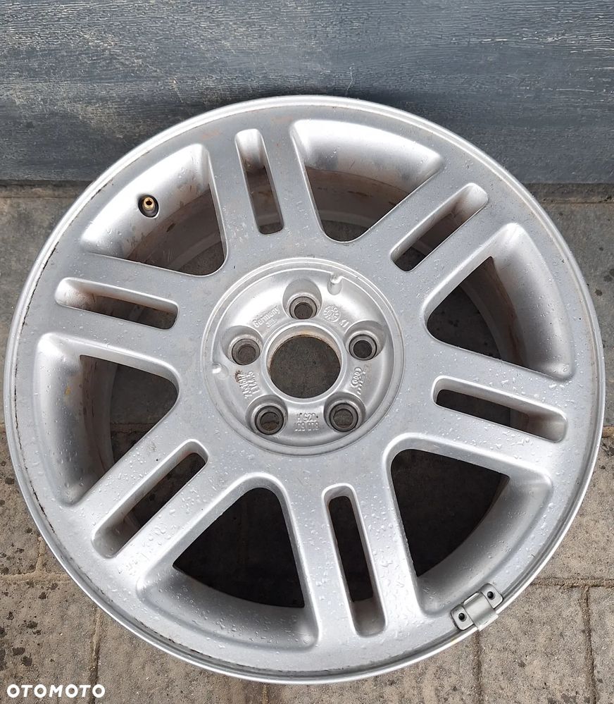 FELGA ALUMINIOWA 16 CALI- AUDI A3 8L-8L0601025H / ET 44,5 - 1