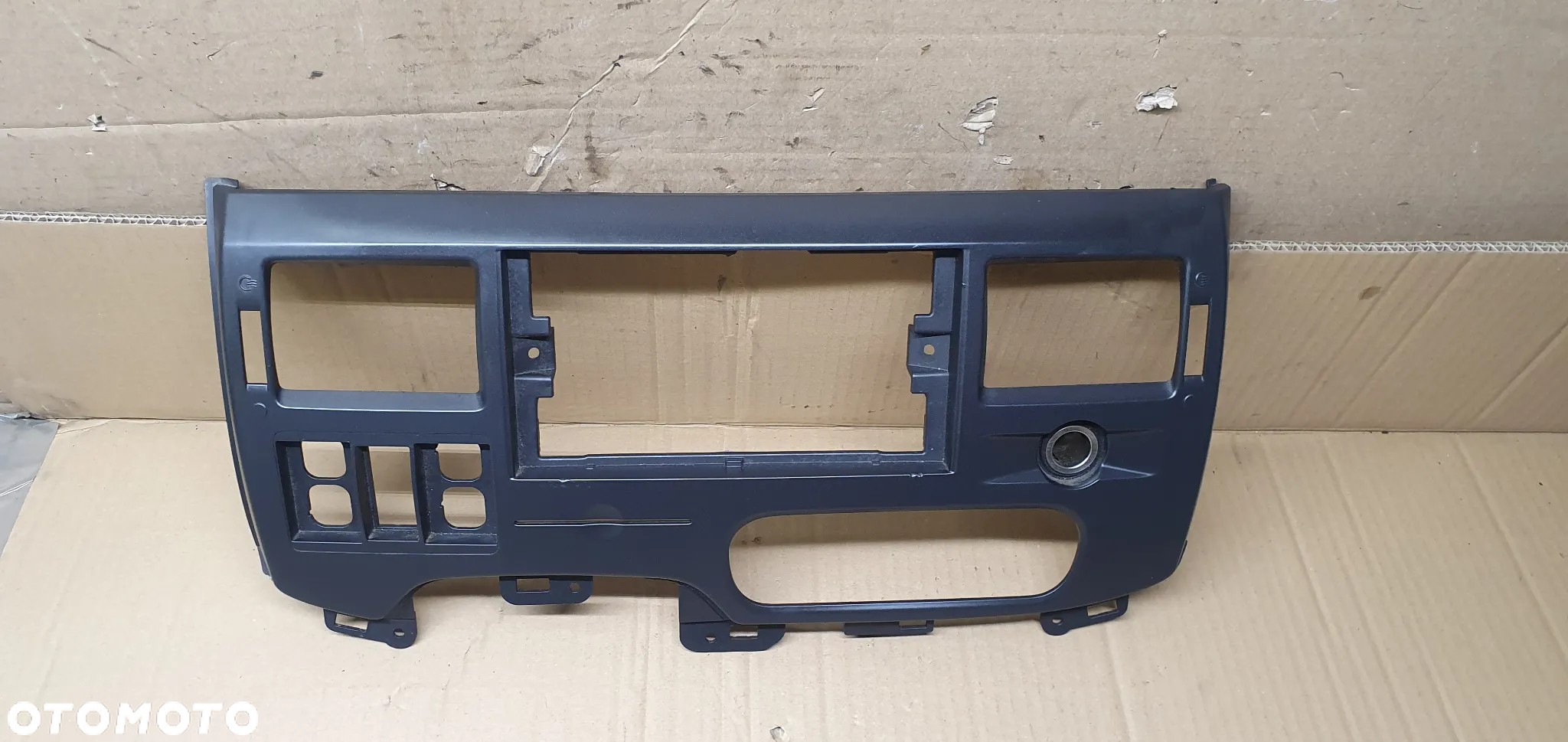 Ramka radia konsoli dekor Ford Transit MK7 VP6C1X-V045A98-A VP6C1XV045A98A - 2
