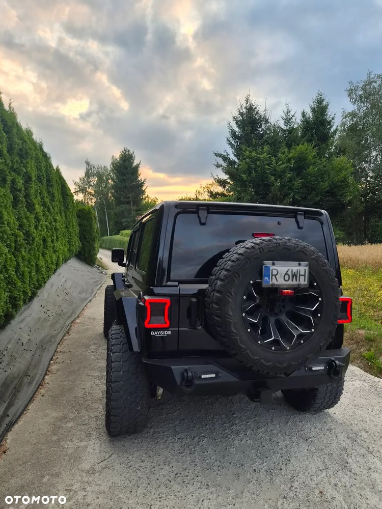 Jeep Wrangler Unlimited 3.6 Automatik Sahara - 3