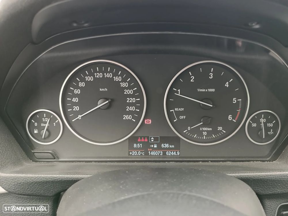 BMW 318 d Touring - 12