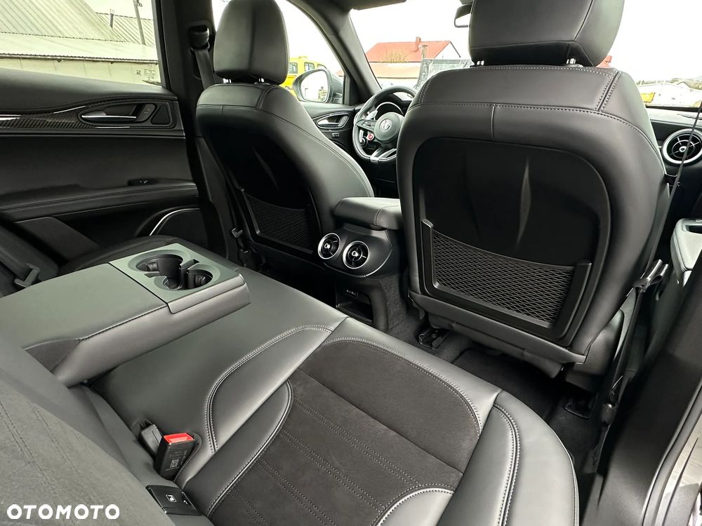 Alfa Romeo Stelvio 2.9 V6 Bi-Turbo Quadrifoglio Q4 - 30