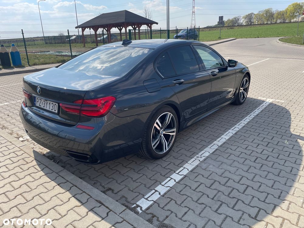 BMW Seria 7 730d xDrive - 9