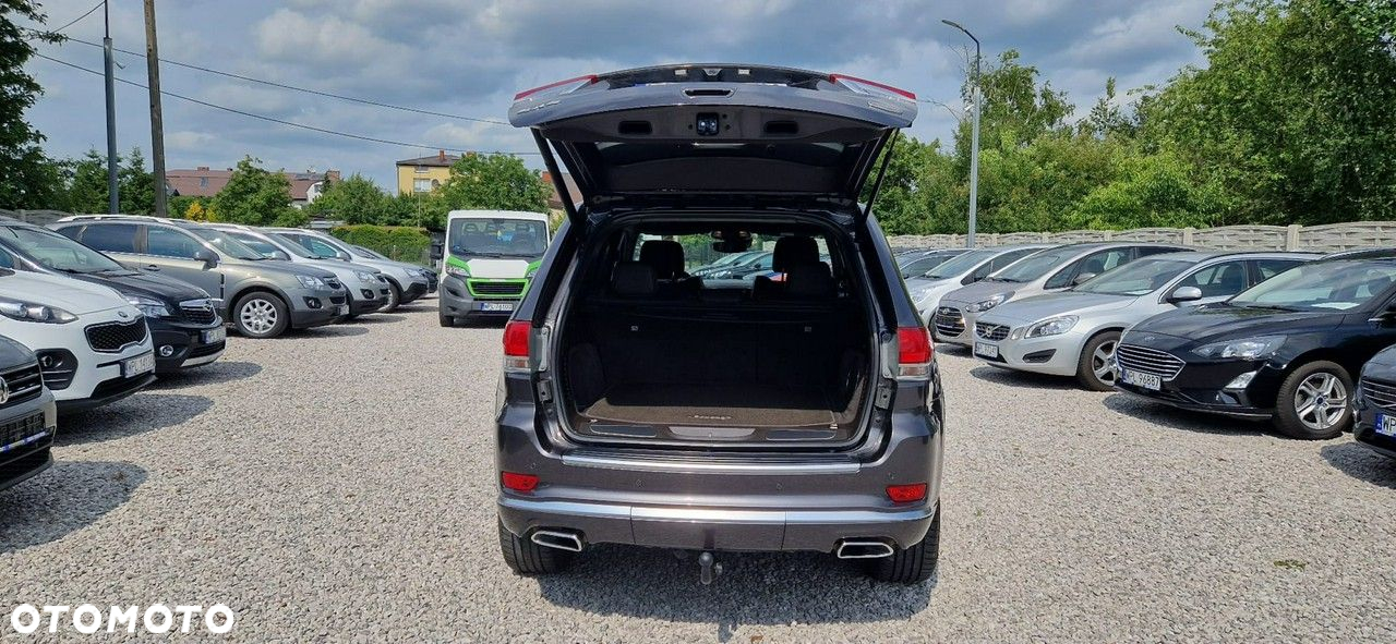 Jeep Grand Cherokee - 9