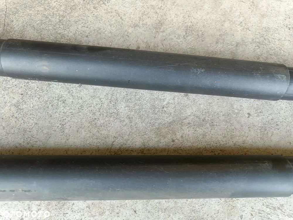 Teleskopy Siłowniki Elektryczne Klapy Skoda Superb 3 III Komplet 3V0827851 - 3