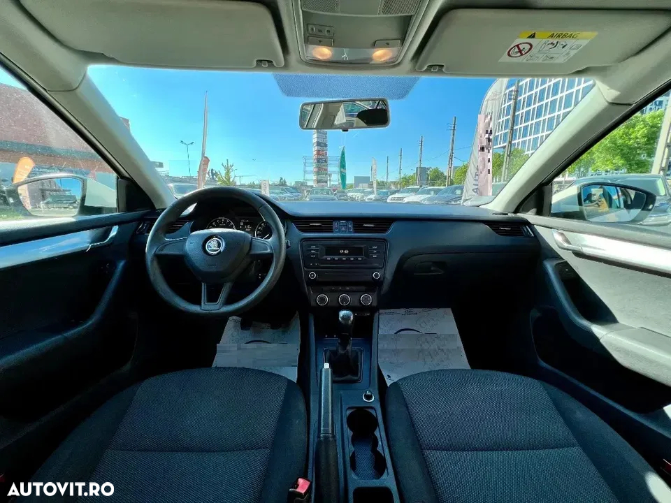 Skoda Octavia 1.6 TDI Active - 5