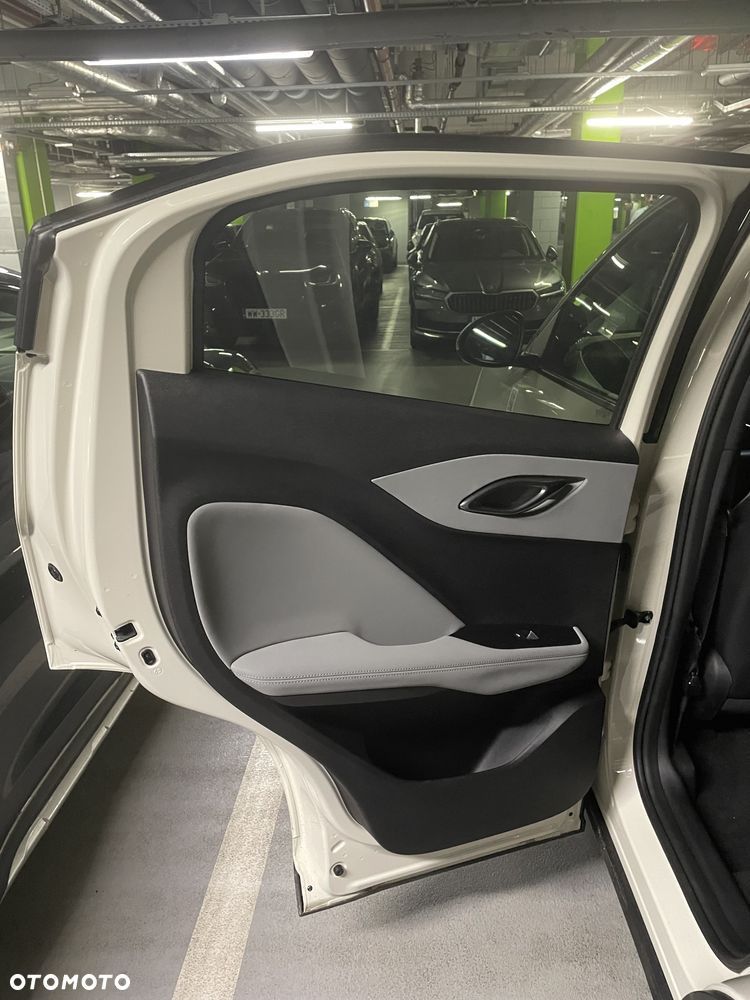 BYD Dolphin Surf 43.2kWh Comfort - 10