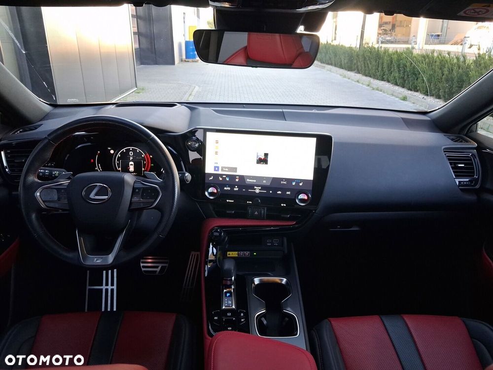 Lexus NX 350h F Sport AWD - 19