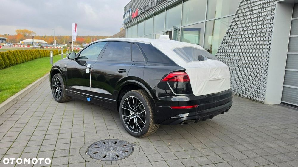 Audi Q8 - 4
