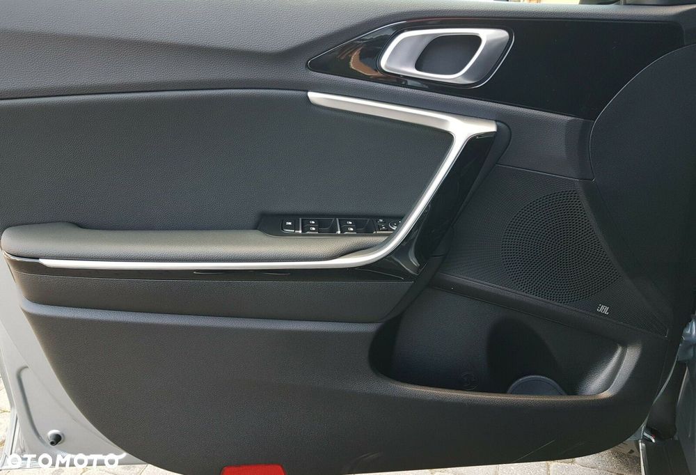 Kia XCeed 1.6 T-GDI Business Line DCT - 10