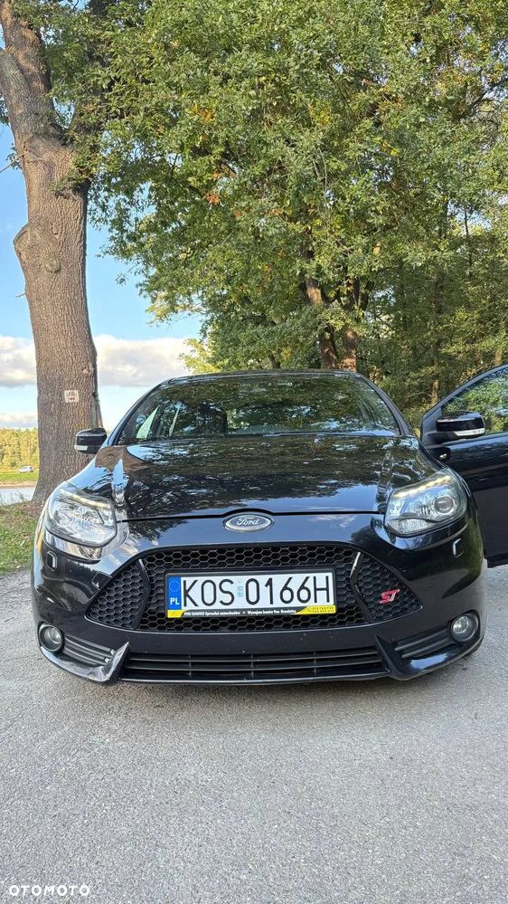 Ford Focus ST - 14