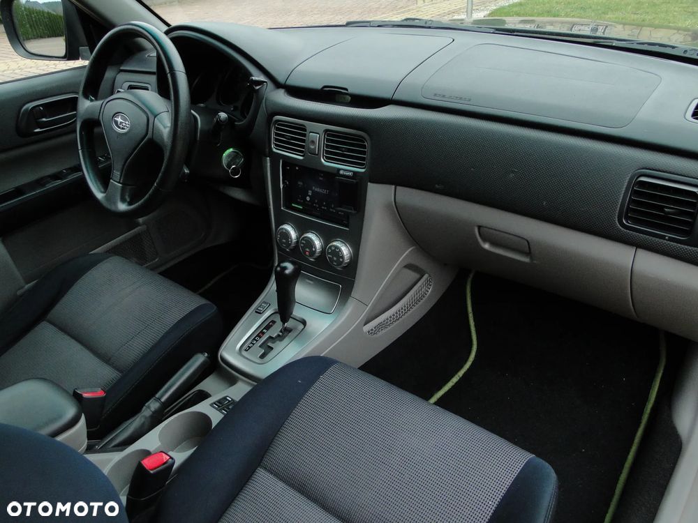 Subaru Forester 2.0 XC Celebration - 14