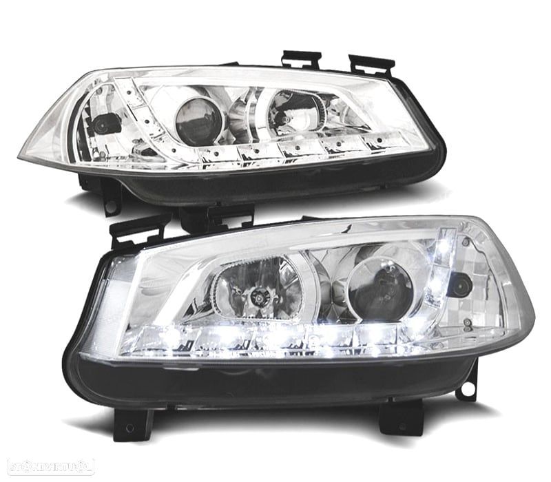 FARÓIS RENAULT MEGANE 02-05 LUZ DIURNA LED FUNDO CROMADO - 1