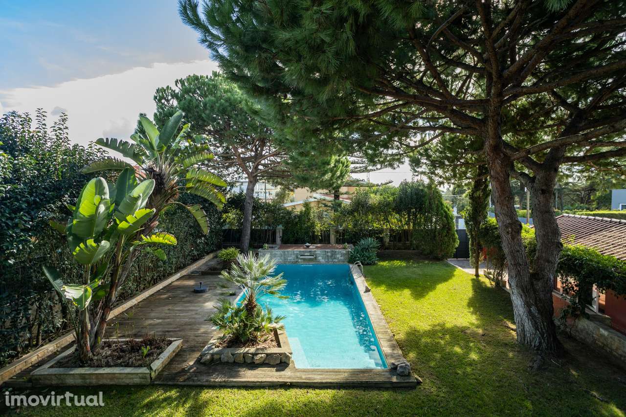 Oásis Familiar em Cascais: Encantadora Moradia na Bicuda com Jardim e - Grande imagem: 5/60