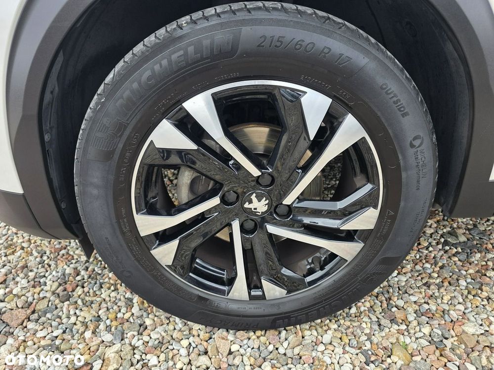 Peugeot 2008 2021