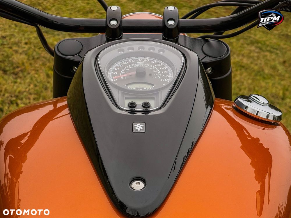 Suzuki Boulevard - 24