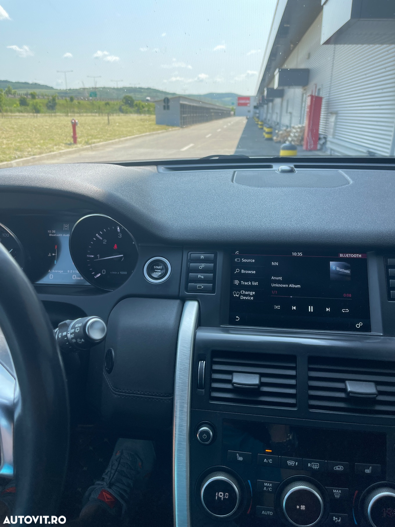 Land Rover Discovery Sport - 13