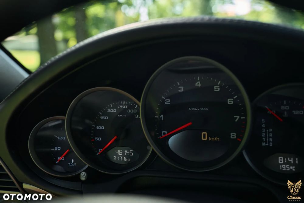 Porsche 911 - 8