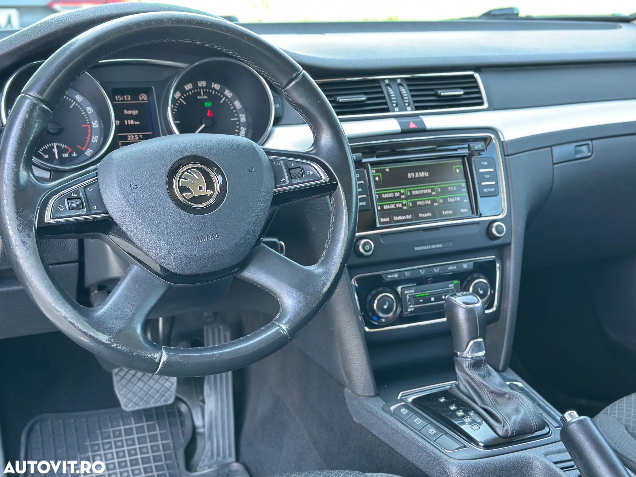 Skoda Superb 2.0 TDI Comfort DSG - 11