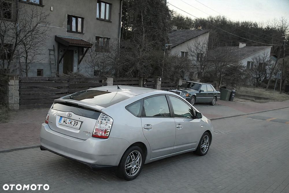 Toyota Prius 1.5 VVT-i Sol (nav) - 7