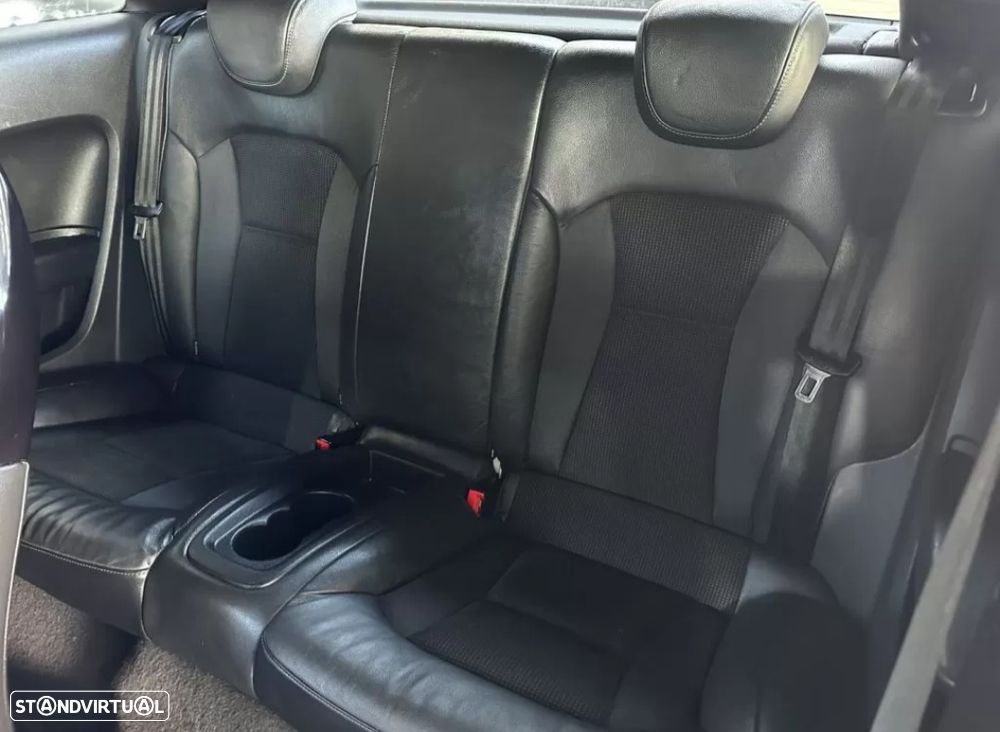 Audi A1 1.6 TDI S-line - 22