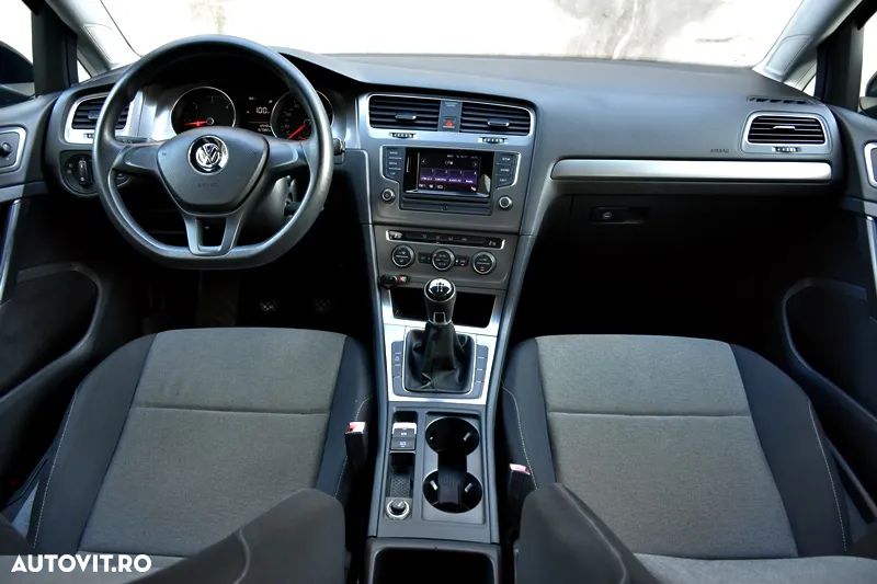 Volkswagen Golf 1.6 TDI BMT Trendline - 4