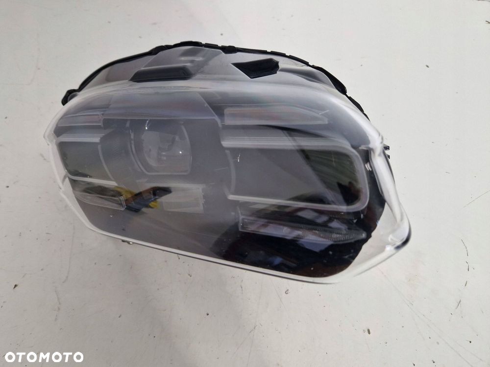lampa prawy przód prawa przednia porsche taycan 9j1 eu - 9