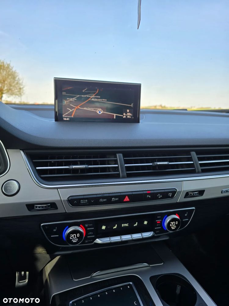 Audi Q7 - 15