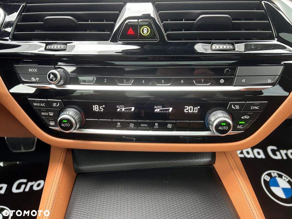 BMW Seria 5 520d xDrive mHEV M Sport sport - 34