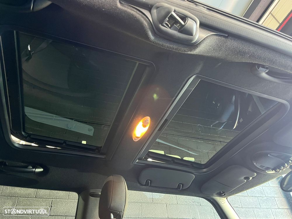 MINI Clubman Cooper D - 19