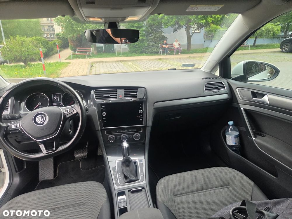 Volkswagen Golf 1.6 TDI (BlueMotion Technology) DSG Trendline - 9