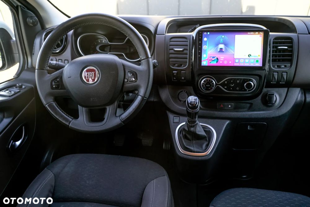 Renault Trafic - 13