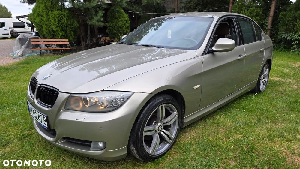 BMW Seria 3 318d - 9