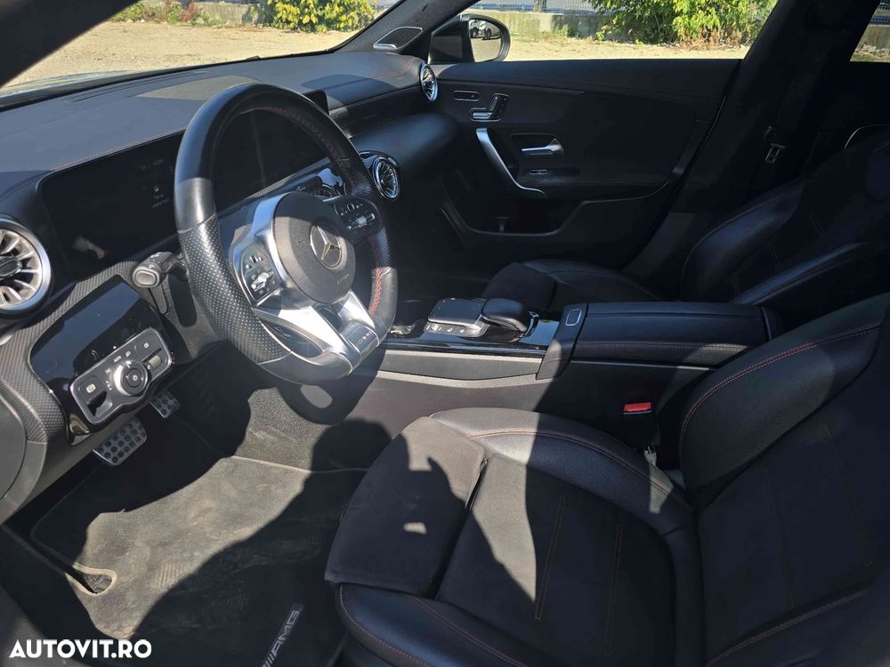 Mercedes-Benz CLA - 9