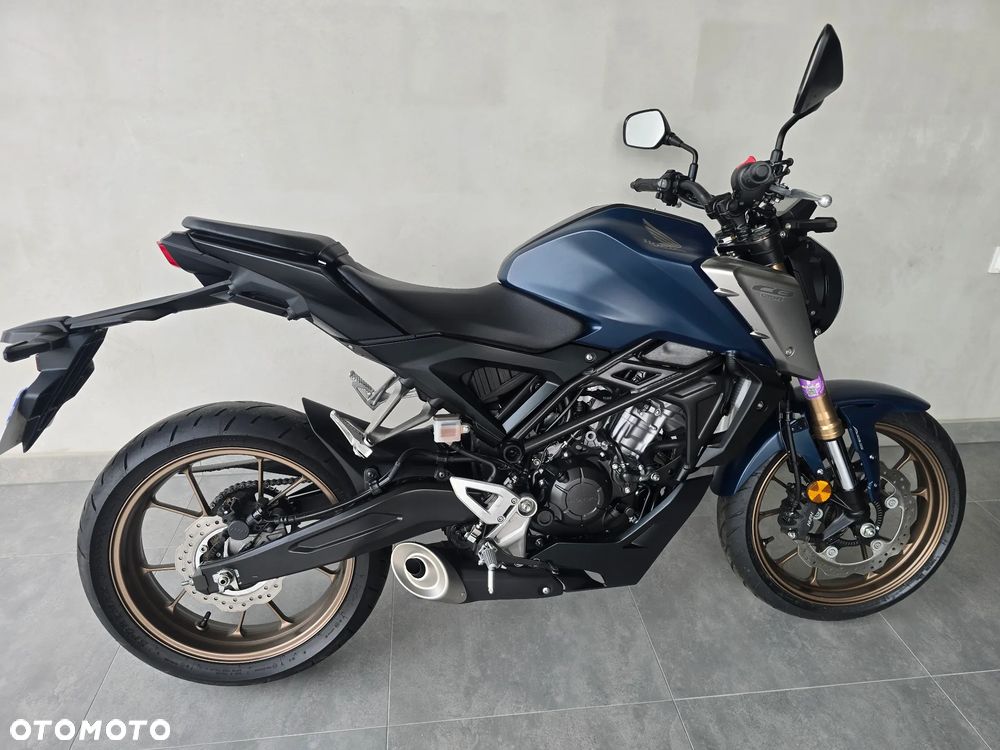 Honda CB - 31