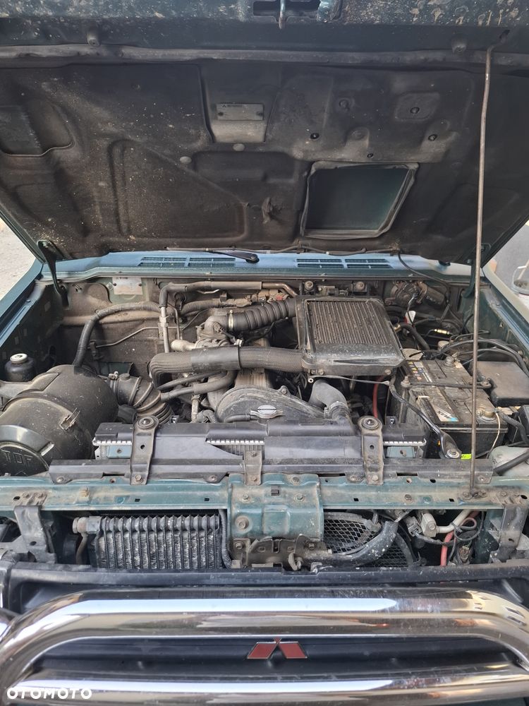 Mitsubishi Pajero - 9