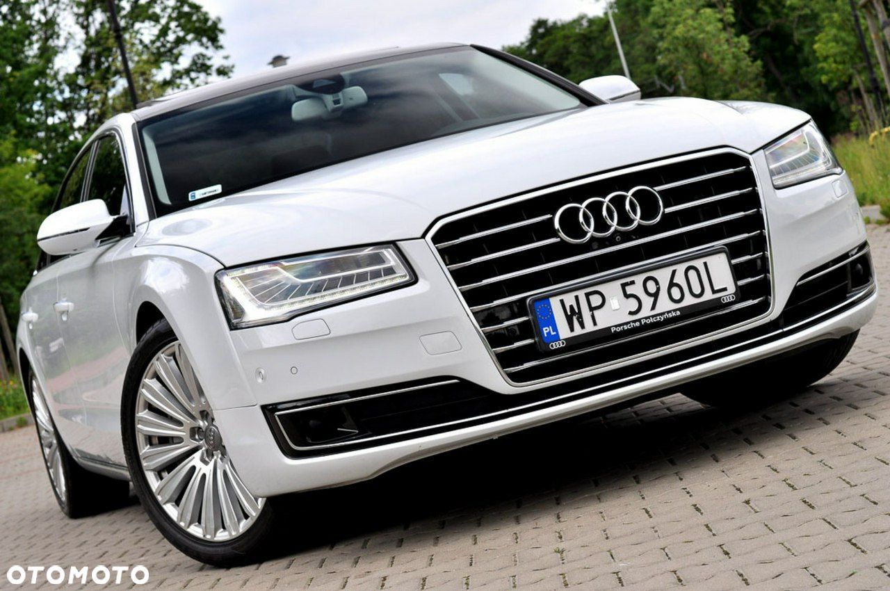 Audi A8 - 1