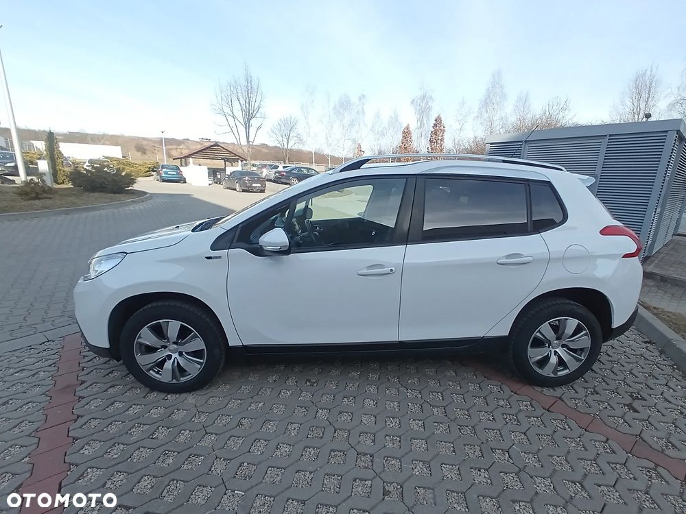 Peugeot 2008 1.6 BlueHDi Style - 2